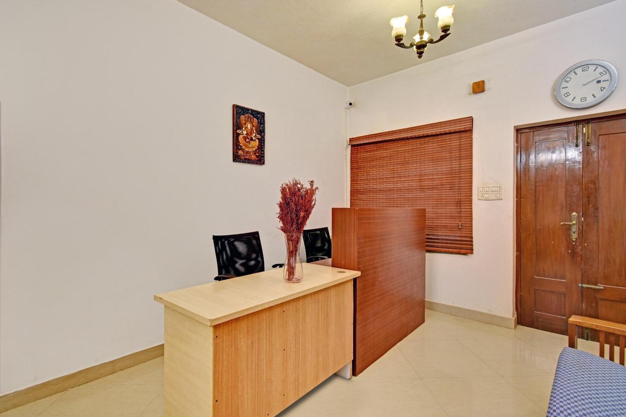 Hotel O Dakshin Villa Ecr Csennai Kültér fotó