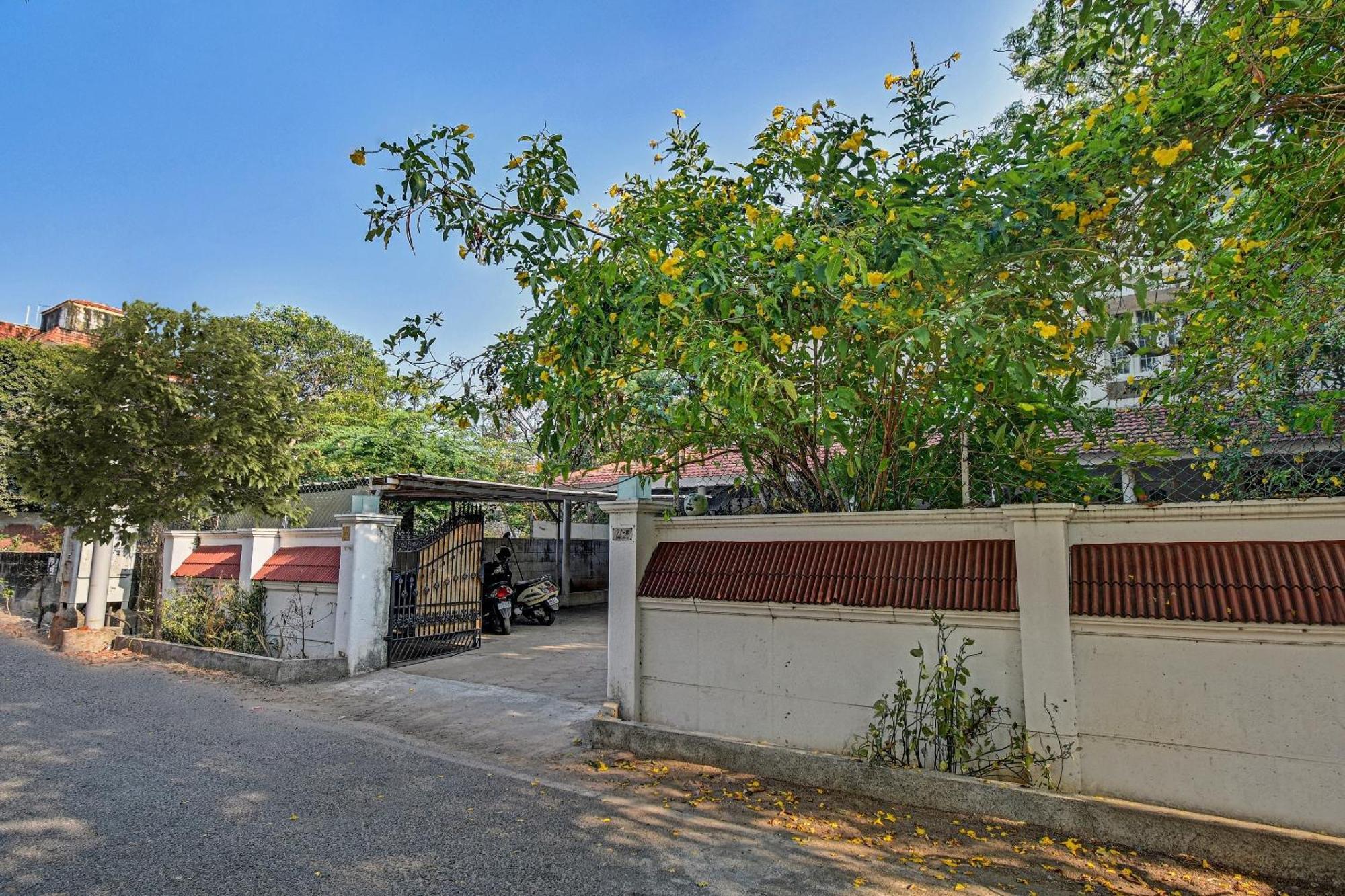 Hotel O Dakshin Villa Ecr Csennai Kültér fotó