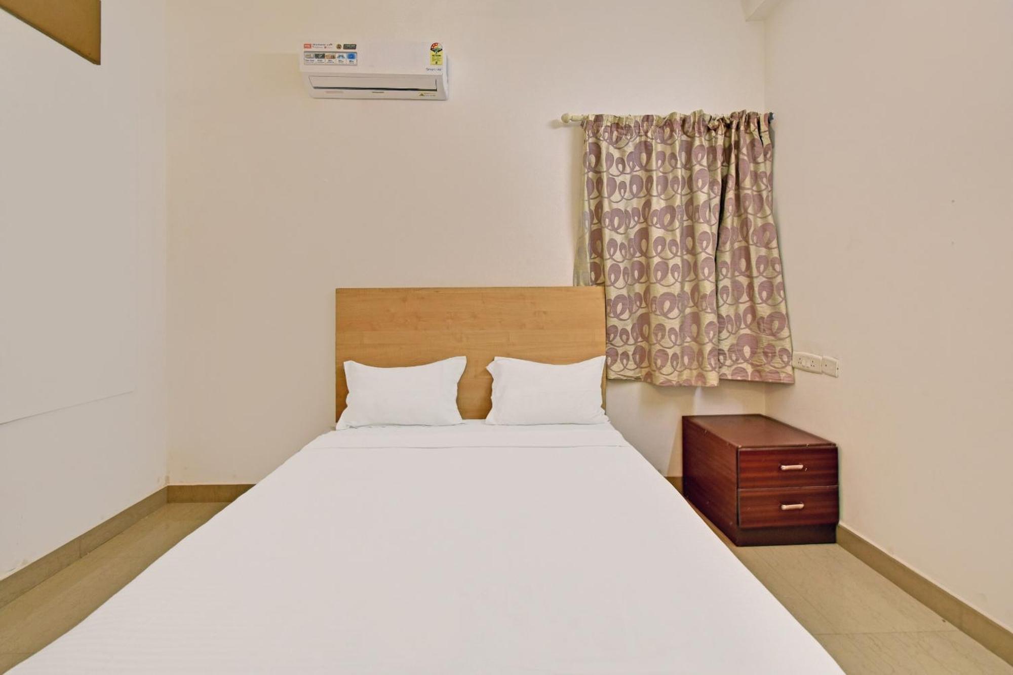 Hotel O Dakshin Villa Ecr Csennai Kültér fotó
