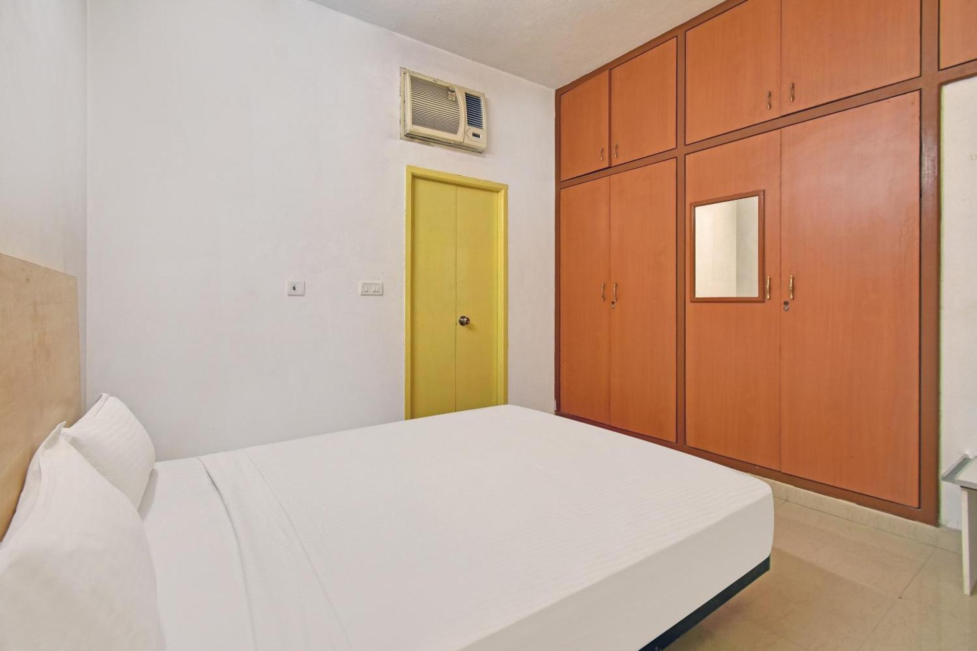 Hotel O Dakshin Villa Ecr Csennai Kültér fotó